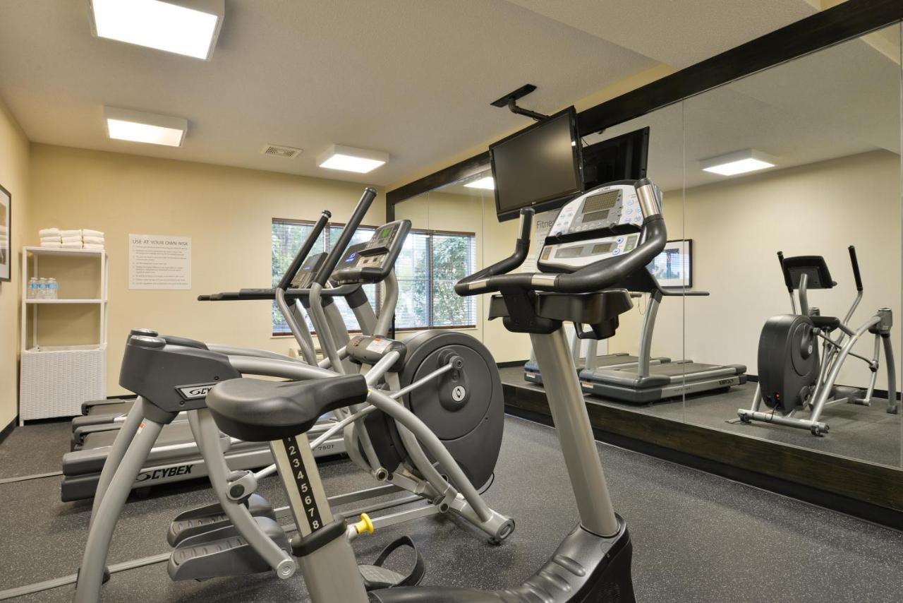 Holiday Inn Express Boston-Milford By Ihg Zewnętrze zdjęcie