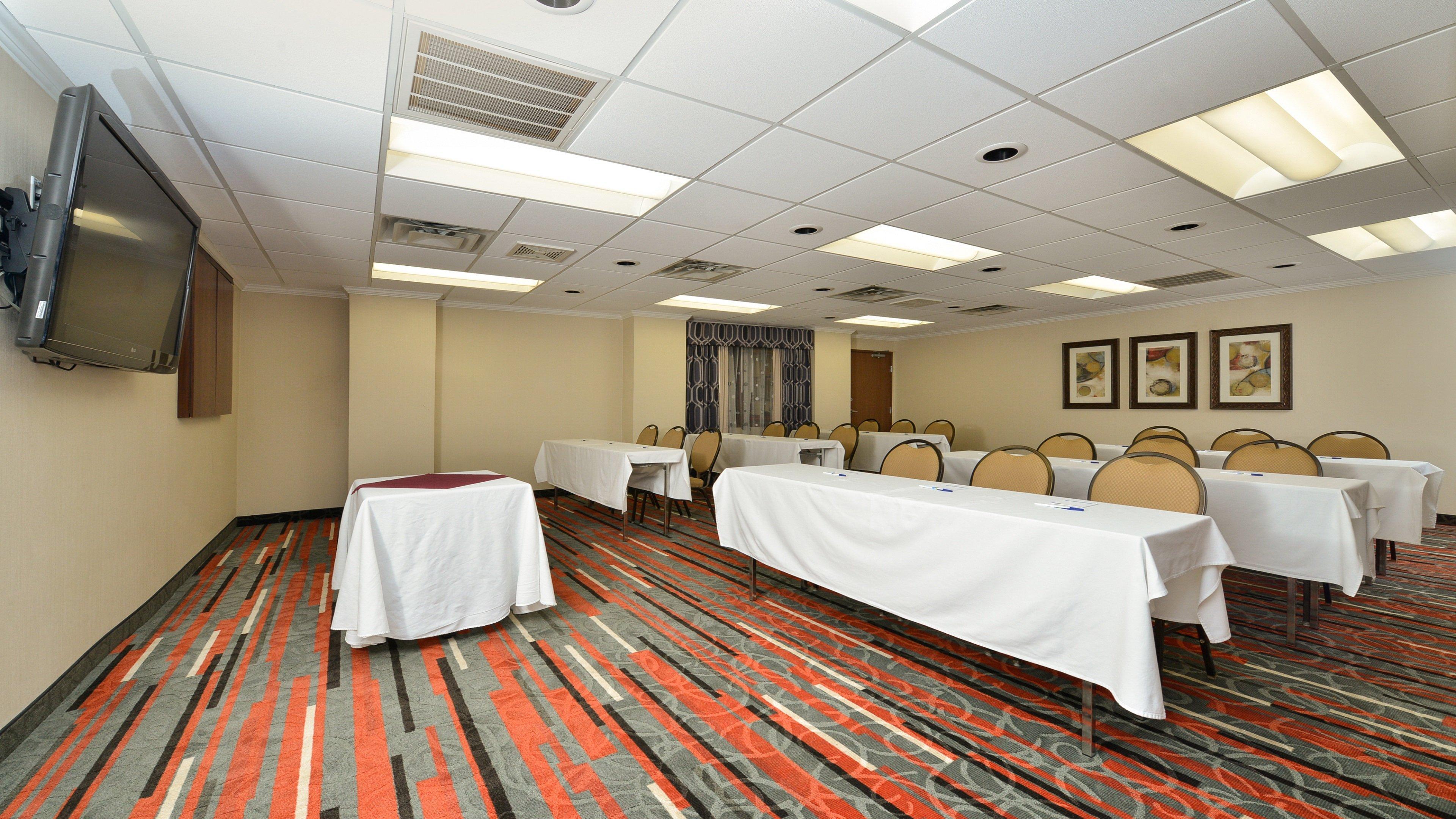 Holiday Inn Express Boston-Milford By Ihg Zewnętrze zdjęcie