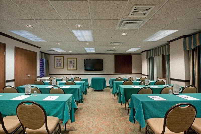 Holiday Inn Express Boston-Milford, An Ihg Hotel Udogodnienia zdjęcie