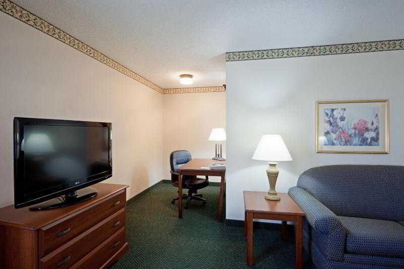 Holiday Inn Express Boston-Milford By Ihg Pokój zdjęcie