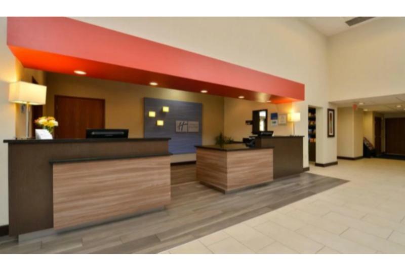 Holiday Inn Express Boston-Milford, An Ihg Hotel Zewnętrze zdjęcie